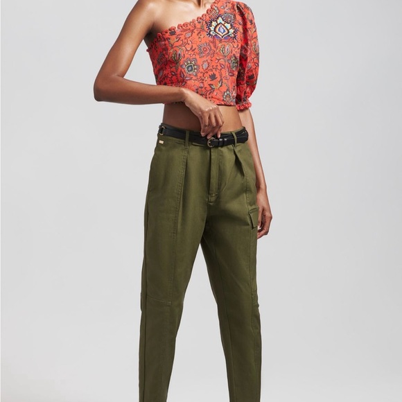 FARM Rio Red One-Shoulder Crop Top - Picture 4 of 6